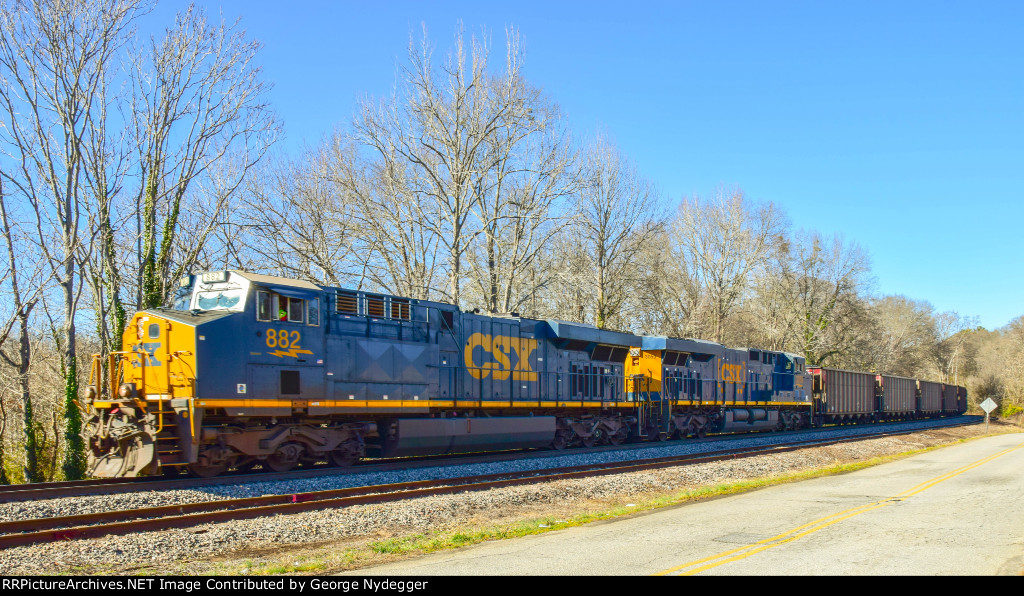 CSX 882 & 3059 with a loaded coal train